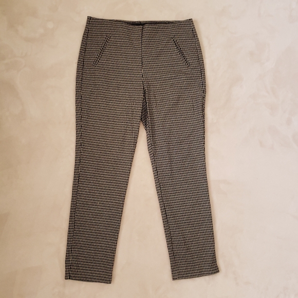 Chico's Black Cream Elastic Waist Pull On Houndstooth Pants - Picture 1 of 6